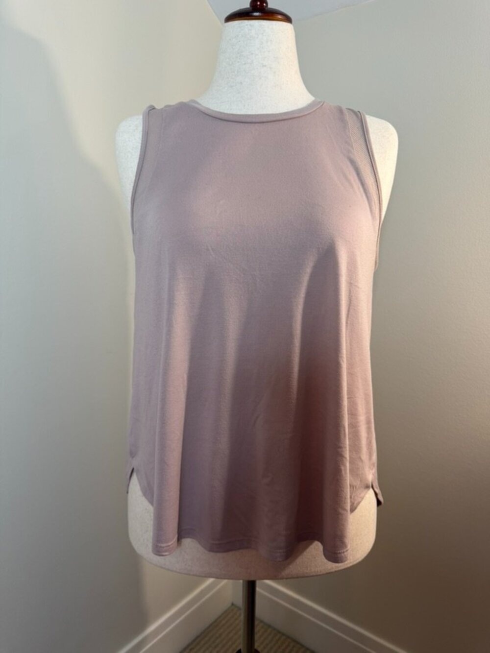Old Navy Active Dusty Lavender Performance Tank | Relaxed Fit | Large